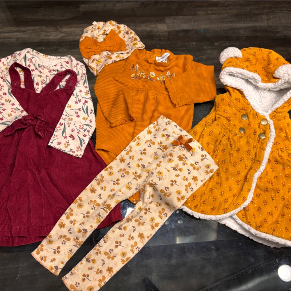 Daisy Fuentes Baby Girl 12M Matching Sets - Maroon, Orange, and Cream
